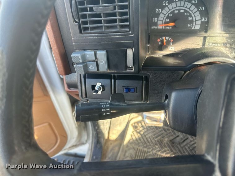 image for item IU9036 1993 Chevrolet Kodiak  rollback truck