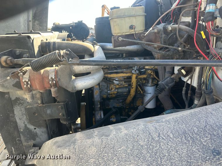 image for item IU9036 1993 Chevrolet Kodiak  rollback truck