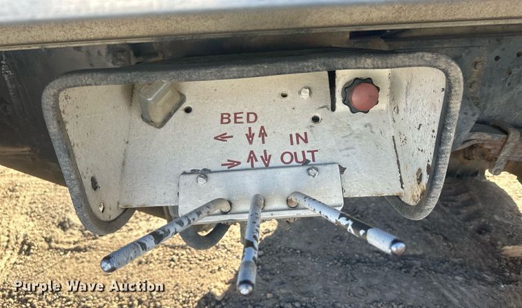 image for item IU9036 1993 Chevrolet Kodiak  rollback truck