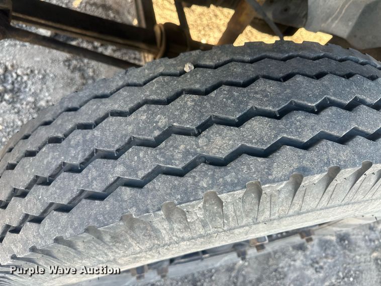 image for item IU9036 1993 Chevrolet Kodiak  rollback truck