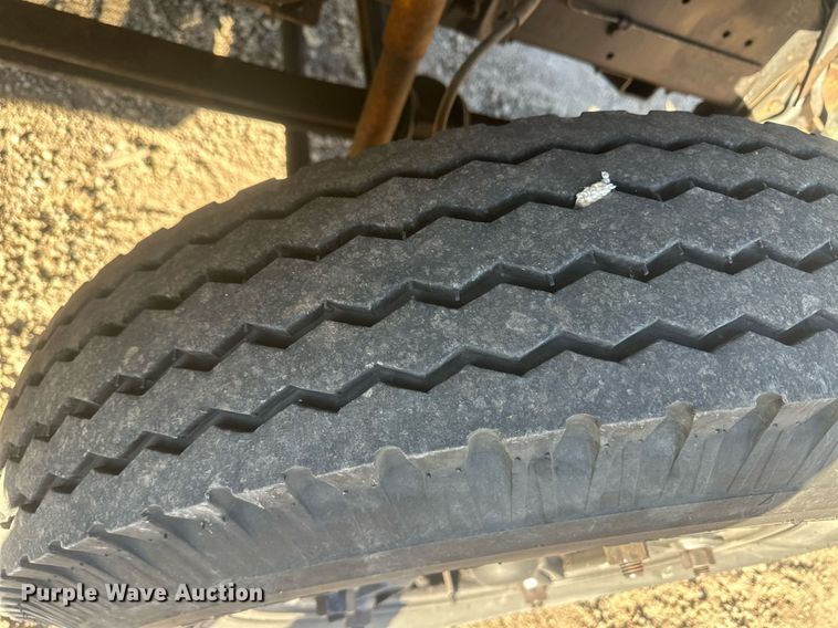 image for item IU9036 1993 Chevrolet Kodiak  rollback truck