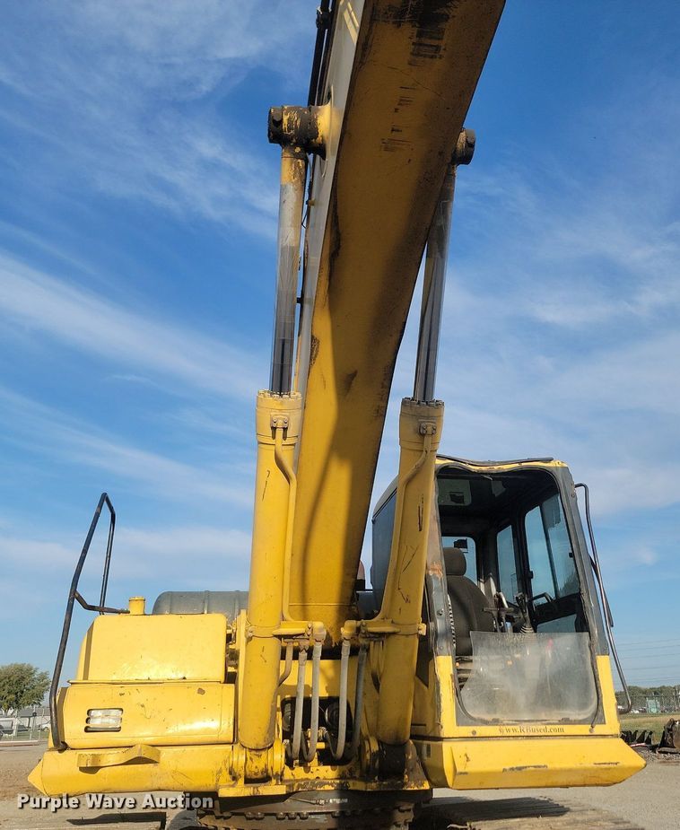 image for item JG9768 2004 Komatsu PC400LC-7L excavator