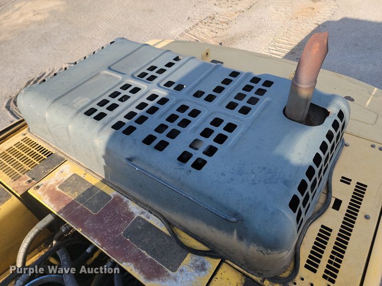 image for item JG9768 2004 Komatsu PC400LC-7L excavator