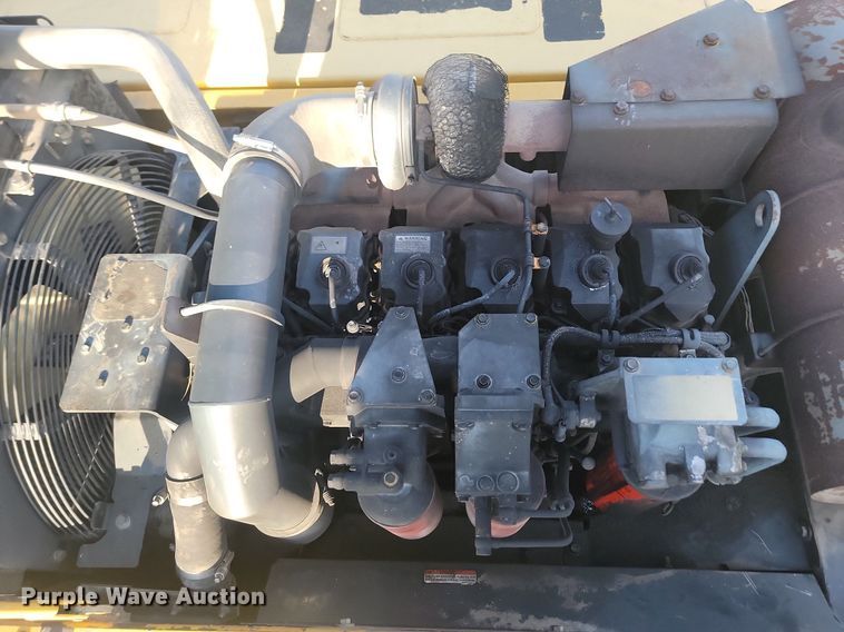 image for item JG9768 2004 Komatsu PC400LC-7L excavator