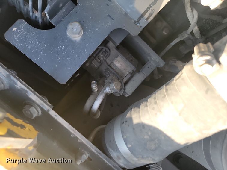 image for item JG9768 2004 Komatsu PC400LC-7L excavator