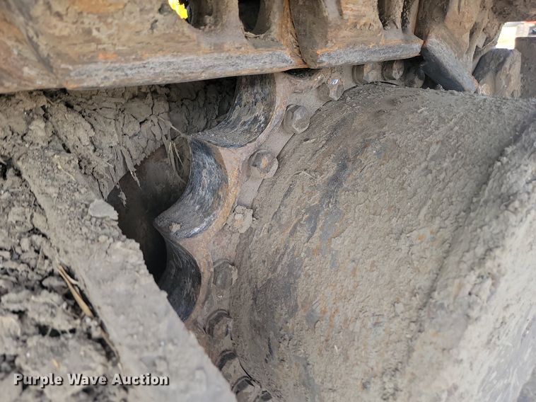 image for item JG9768 2004 Komatsu PC400LC-7L excavator