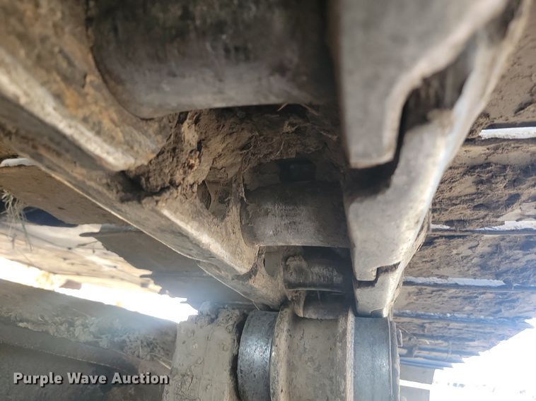 image for item JG9768 2004 Komatsu PC400LC-7L excavator