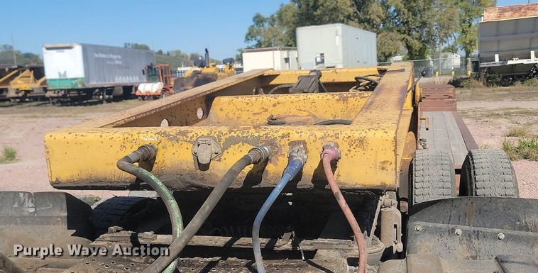 image for item JG9774 1998 Load King 503/4DD  lowboy equipment trailer