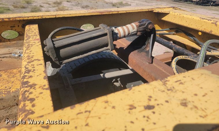 image for item JG9774 1998 Load King 503/4DD  lowboy equipment trailer