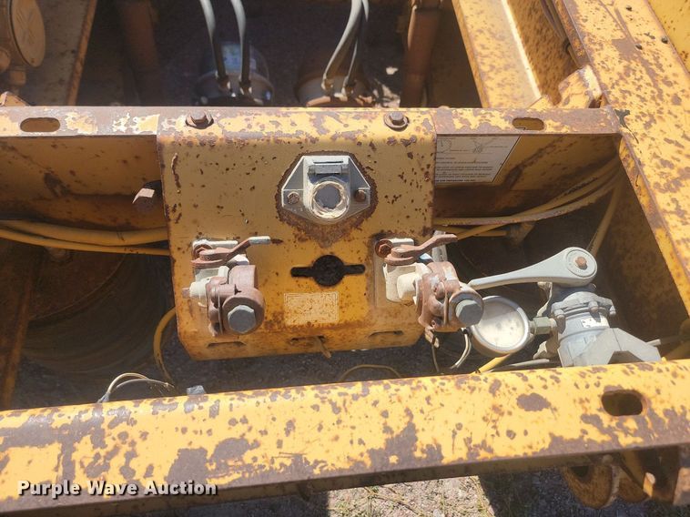 image for item JG9774 1998 Load King 503/4DD  lowboy equipment trailer