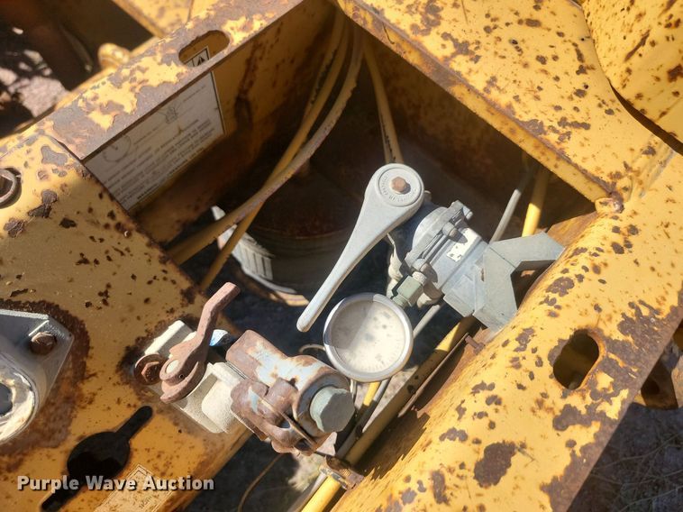 image for item JG9774 1998 Load King 503/4DD  lowboy equipment trailer