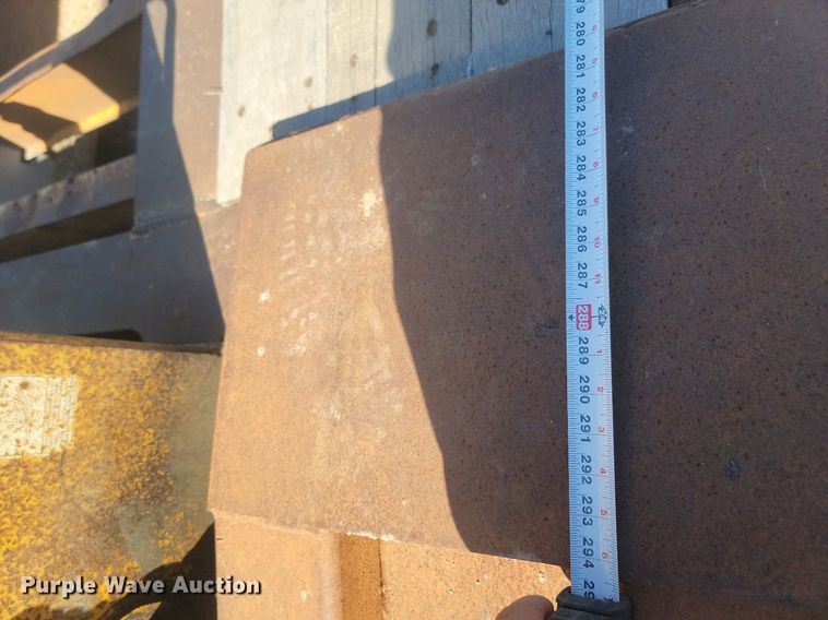 image for item JG9774 1998 Load King 503/4DD  lowboy equipment trailer