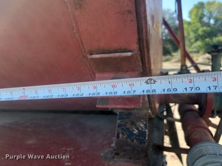 image for item JG9775 1980 Mack  water truck