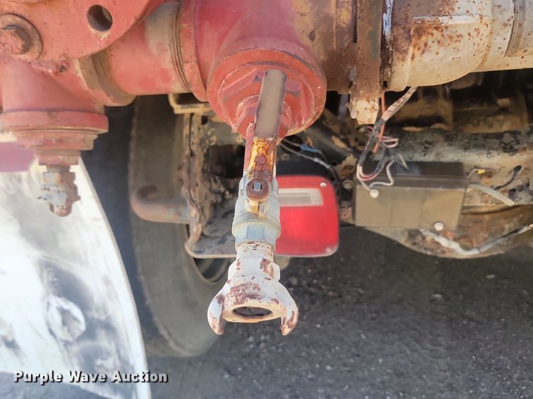 image for item JG9775 1980 Mack  water truck