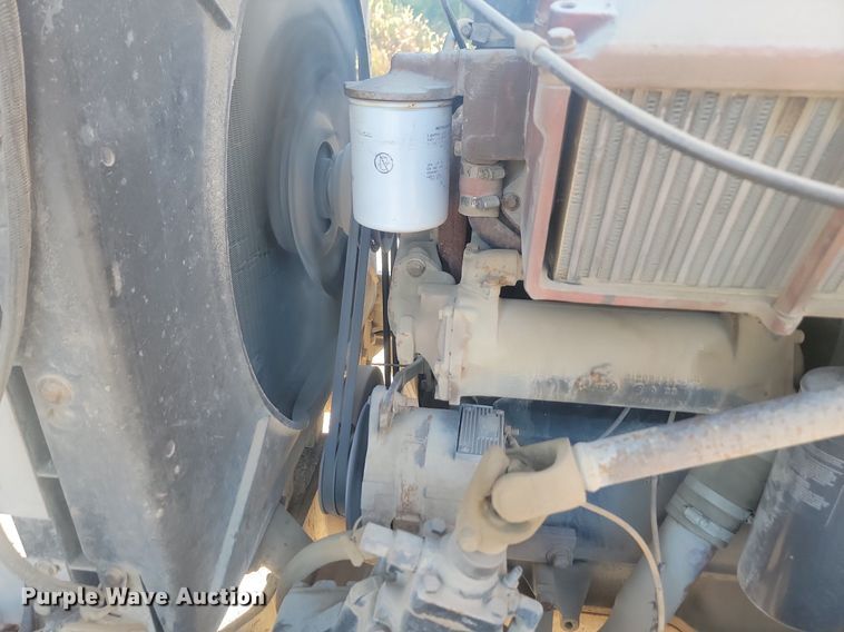 image for item JG9775 1980 Mack  water truck