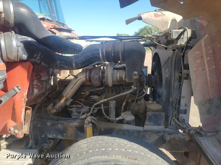 image for item JG9775 1980 Mack  water truck