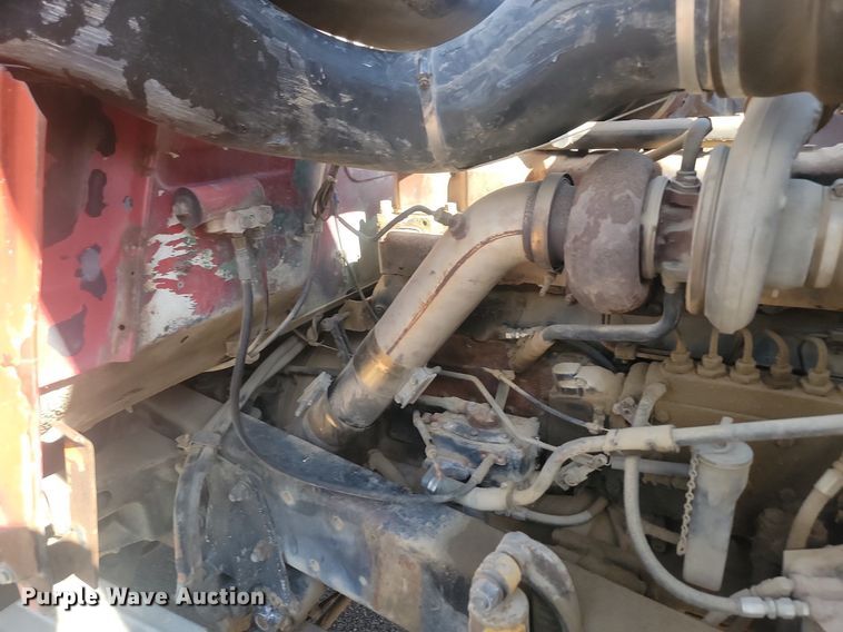 image for item JG9775 1980 Mack  water truck