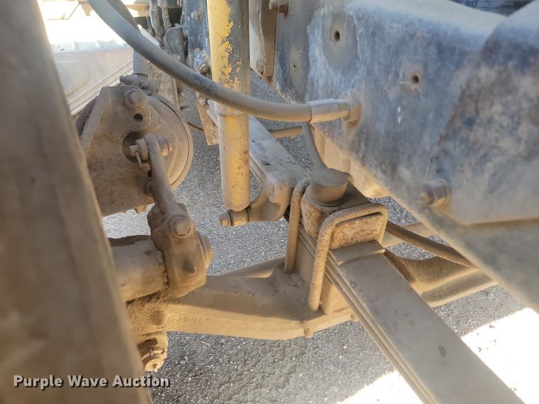 image for item JG9775 1980 Mack  water truck