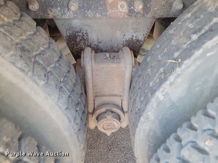 image for item JG9775 1980 Mack  water truck