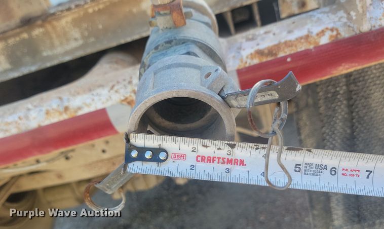 image for item JG9776 1993 Mack RD690S  water truck