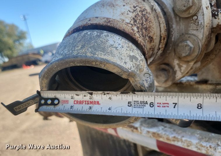 image for item JG9776 1993 Mack RD690S  water truck