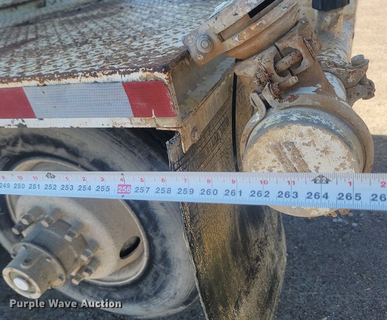 image for item JG9776 1993 Mack RD690S  water truck