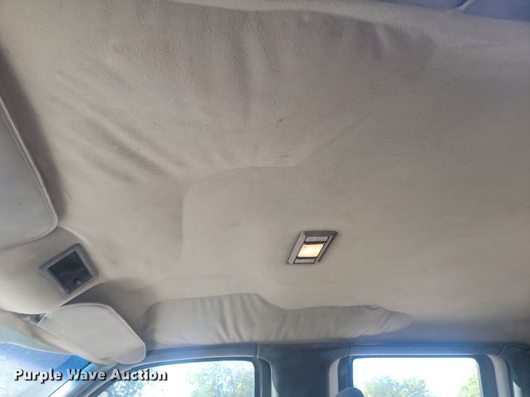 image for item JG9778 2005 Chevrolet C5500  Crew Cab flatbed truck