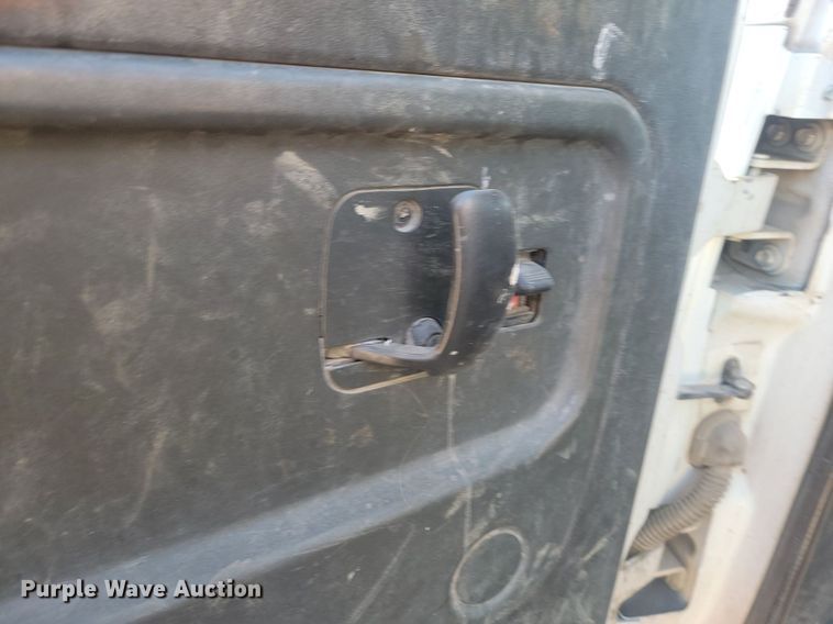 image for item JG9778 2005 Chevrolet C5500  Crew Cab flatbed truck