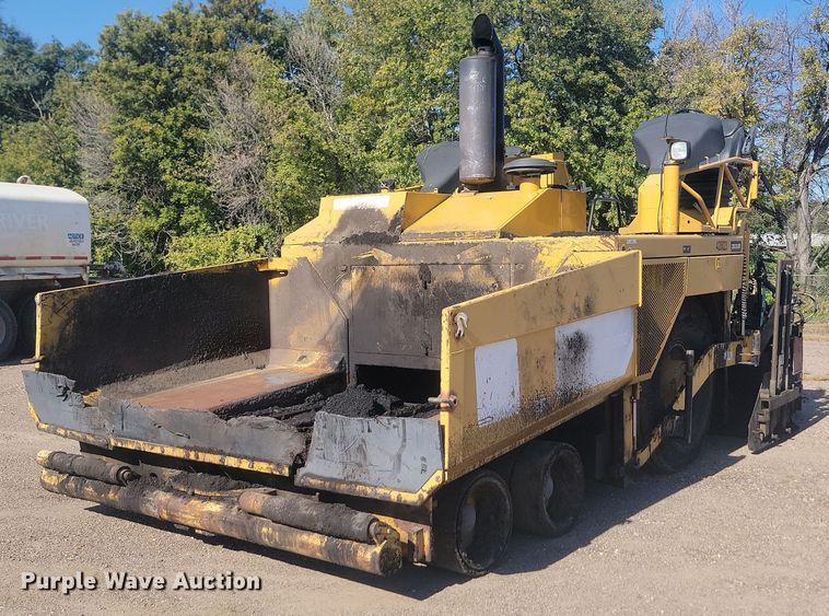 image for item JG9781 2010 Caterpillar AP1000D  paver