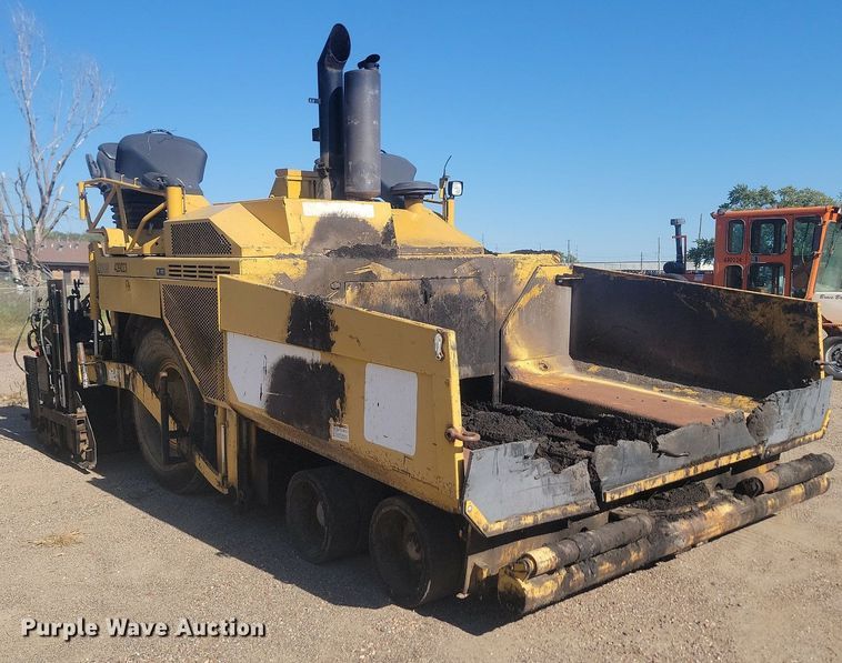 image for item JG9781 2010 Caterpillar AP1000D  paver