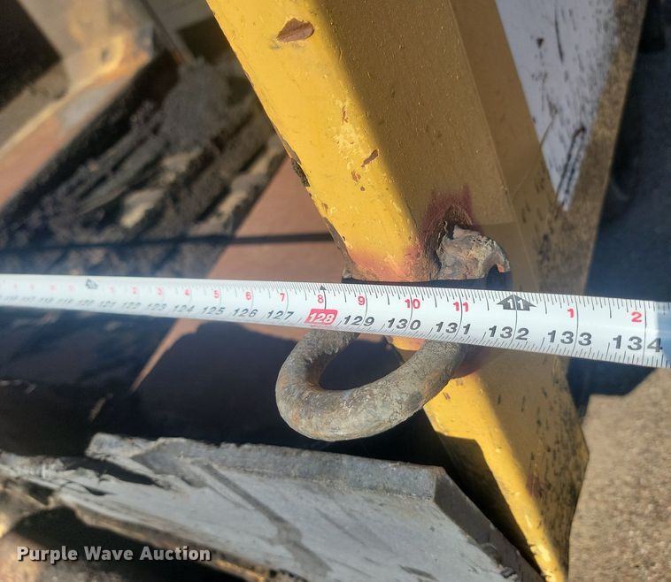 image for item JG9781 2010 Caterpillar AP1000D  paver