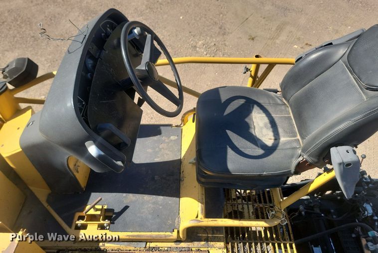 image for item JG9781 2010 Caterpillar AP1000D  paver