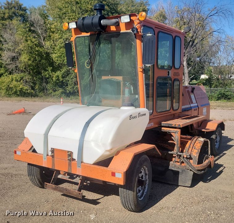 image for item JG9782 Broce Broom RTC 350  broom