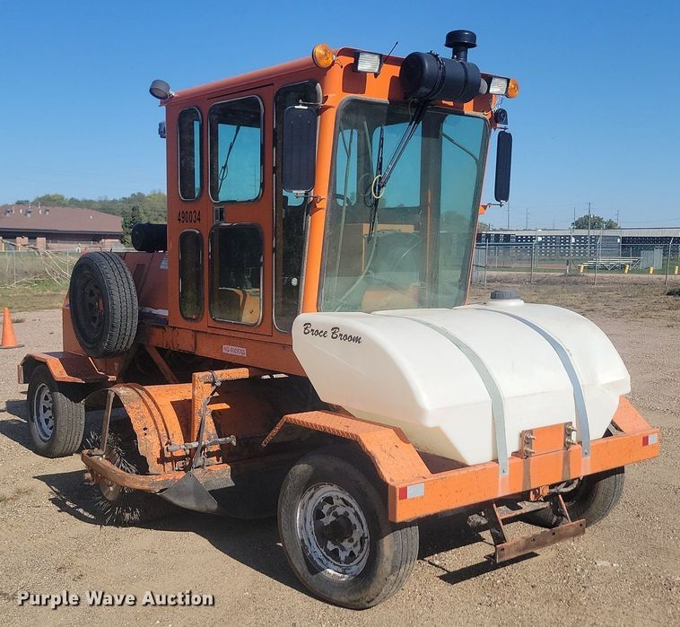 image for item JG9782 Broce Broom RTC 350  broom