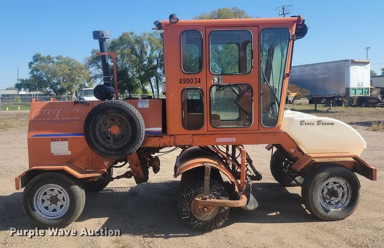 image for item JG9782 Broce Broom RTC 350  broom