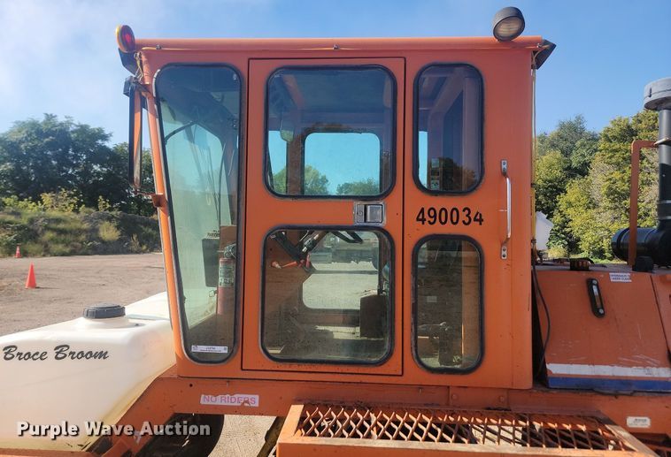 image for item JG9782 Broce Broom RTC 350  broom