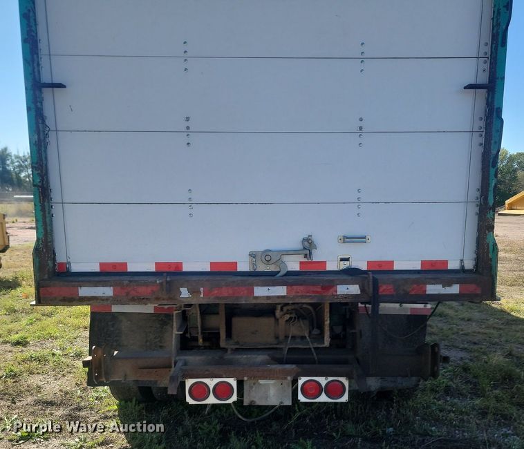 image for item JG9783 1990 Fruehauf FB8-F2-42  dry van trailer