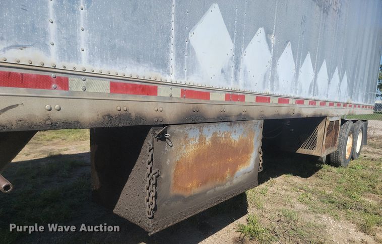 image for item JG9783 1990 Fruehauf FB8-F2-42  dry van trailer