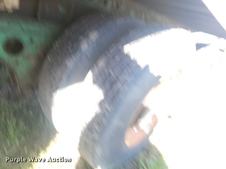 image for item JG9783 1990 Fruehauf FB8-F2-42  dry van trailer