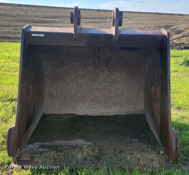 image for item JG9784 Empire  excavator bucket