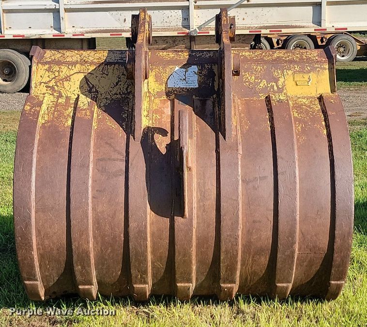 image for item JG9784 Empire  excavator bucket