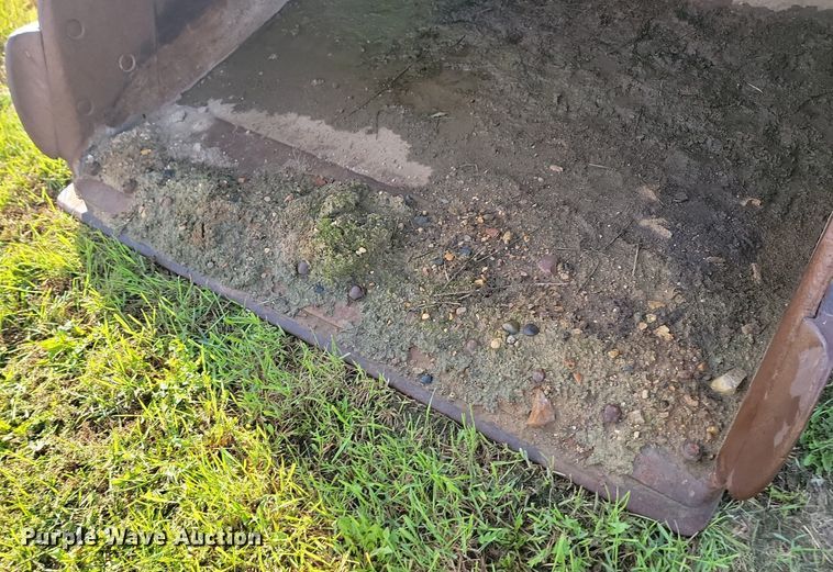 image for item JG9784 Empire  excavator bucket