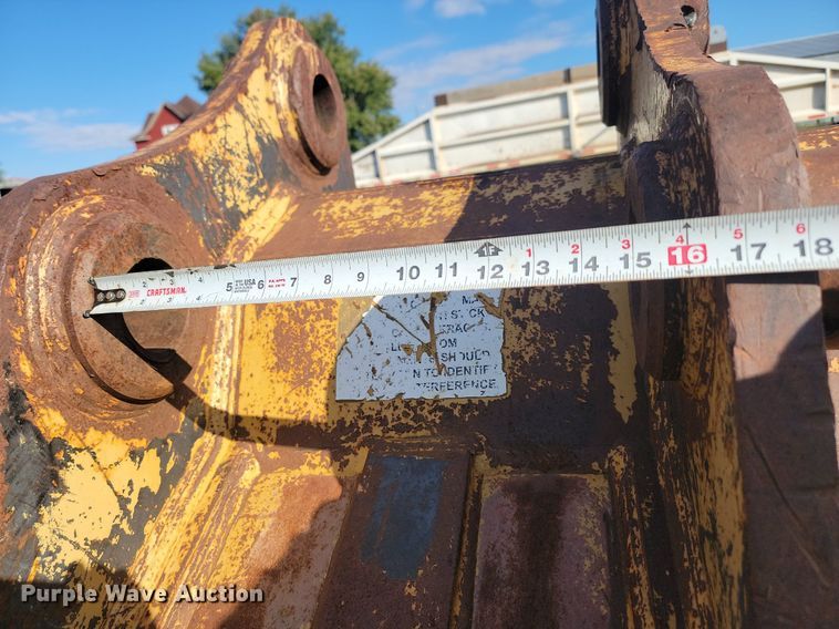 image for item JG9784 Empire  excavator bucket