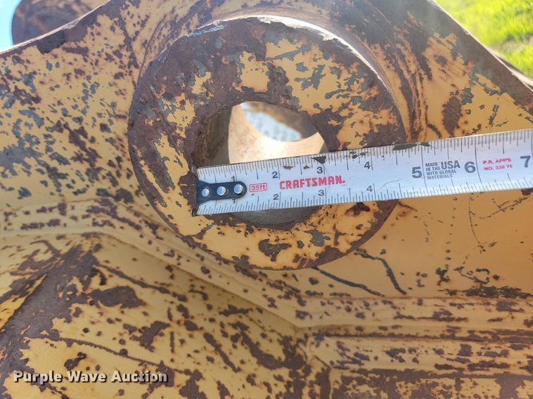 image for item JG9784 Empire  excavator bucket