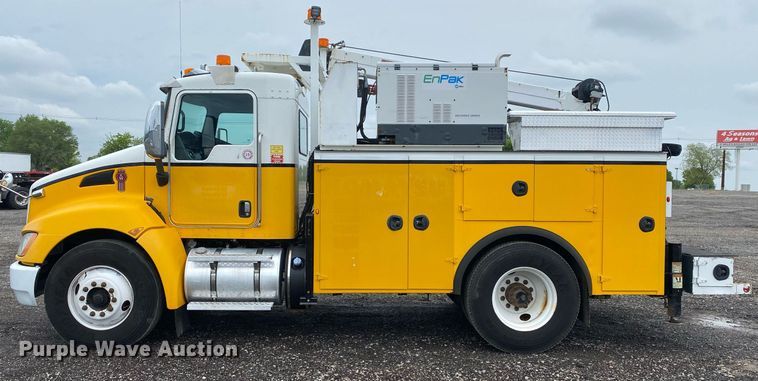 image for item KB9451 2013 Kenworth T370  utility / service truck