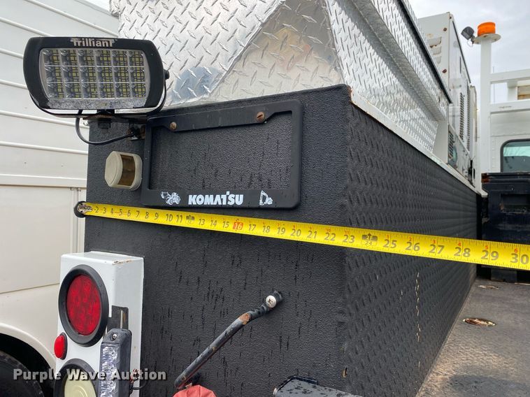 image for item KB9451 2013 Kenworth T370  utility / service truck