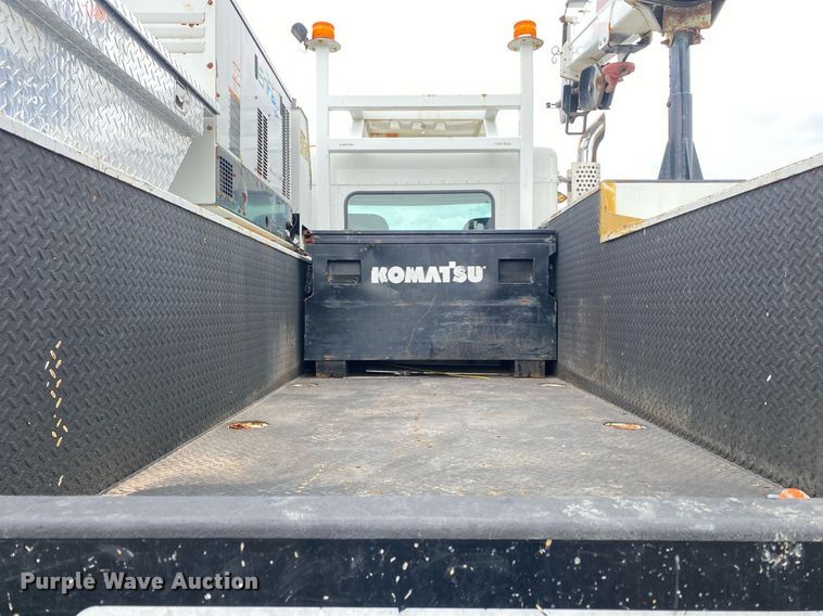 image for item KB9451 2013 Kenworth T370  utility / service truck