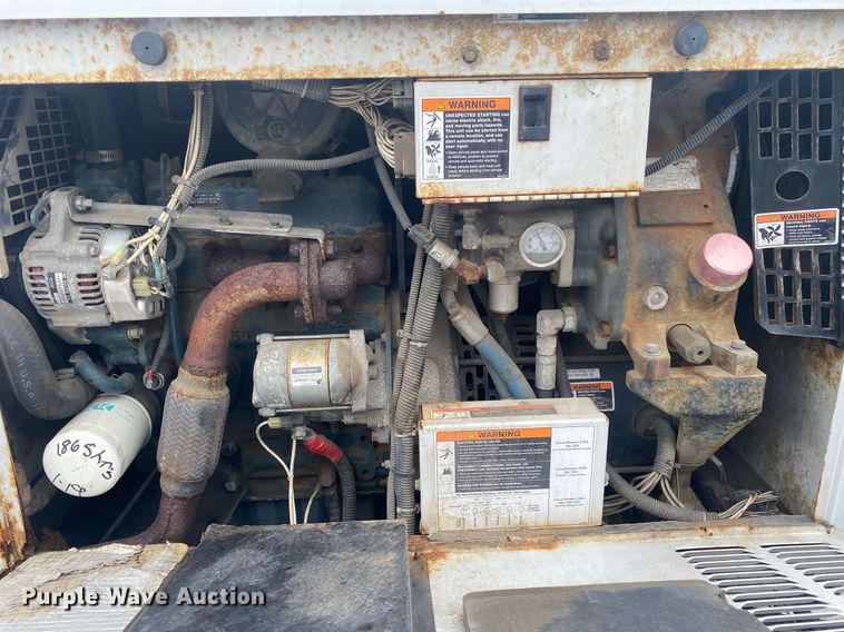 image for item KB9451 2013 Kenworth T370  utility / service truck