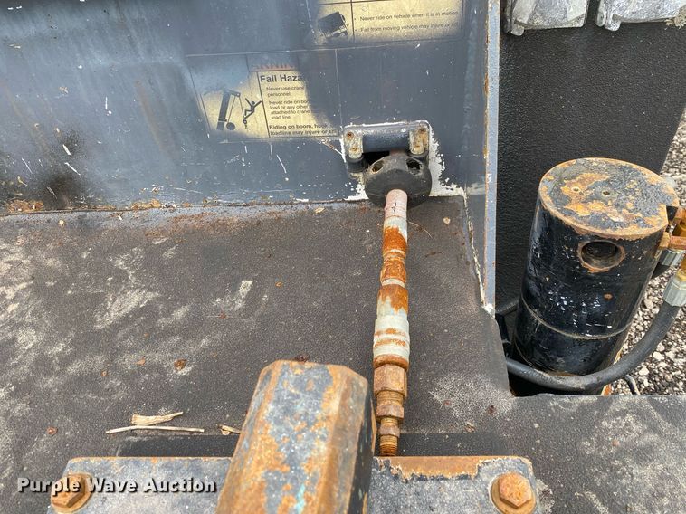 image for item KB9451 2013 Kenworth T370  utility / service truck