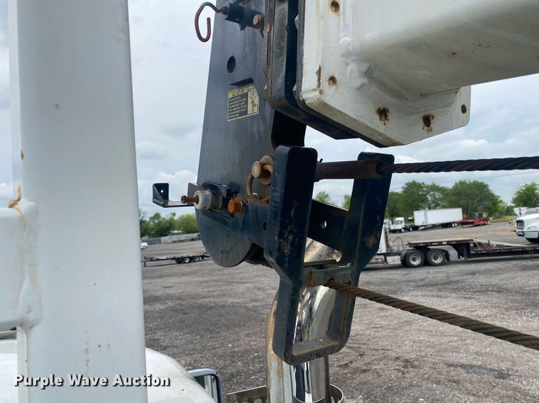 image for item KB9451 2013 Kenworth T370  utility / service truck